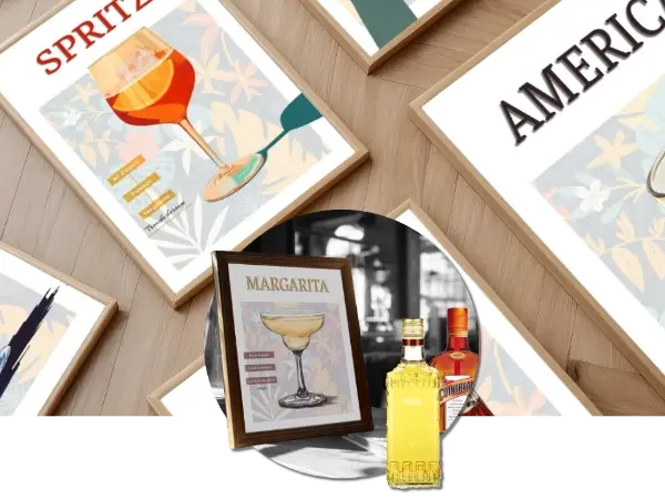 Bannière montrant des affiches de cocktails posées sur le sol.